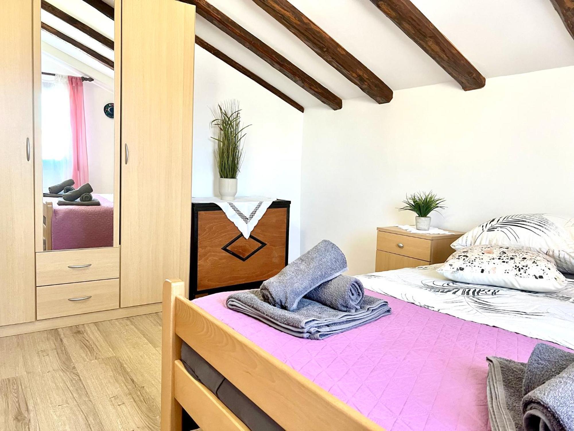 Apartments Ares Rovinj Buitenkant foto